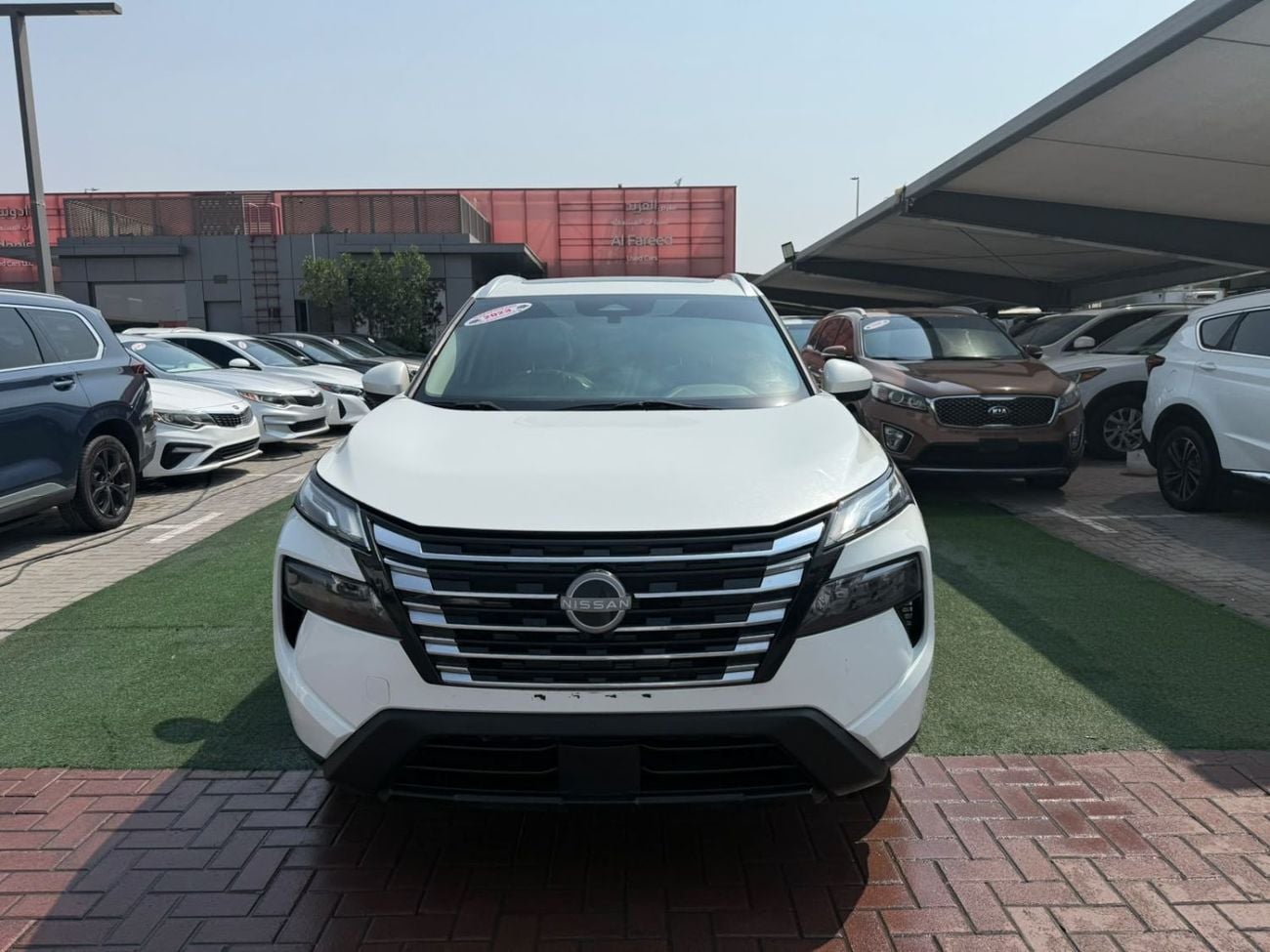 Nissan Rogue PLATINUM Full - panoramic view - 360 camera