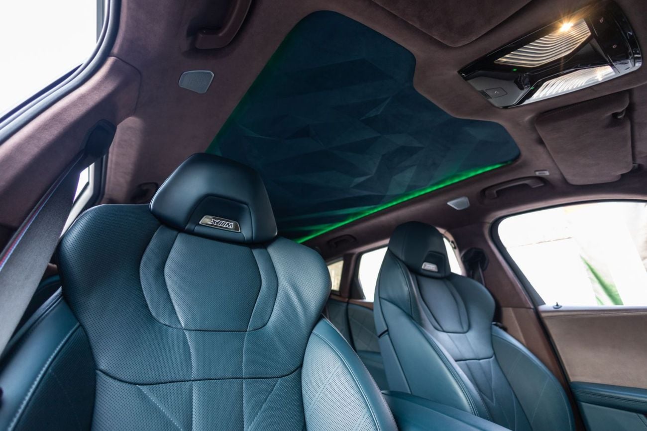 بي أم دبليو XM LABEL RED سيارة BMW XM موديل 2023 بعقود خليجية تحت ضمان الوكالة