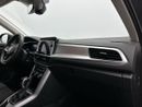 Volkswagen T-ROC LIFE with Camera 1.4L | Adaptive Cruise Control | Multi-color Digital Cockpit | VW Certified