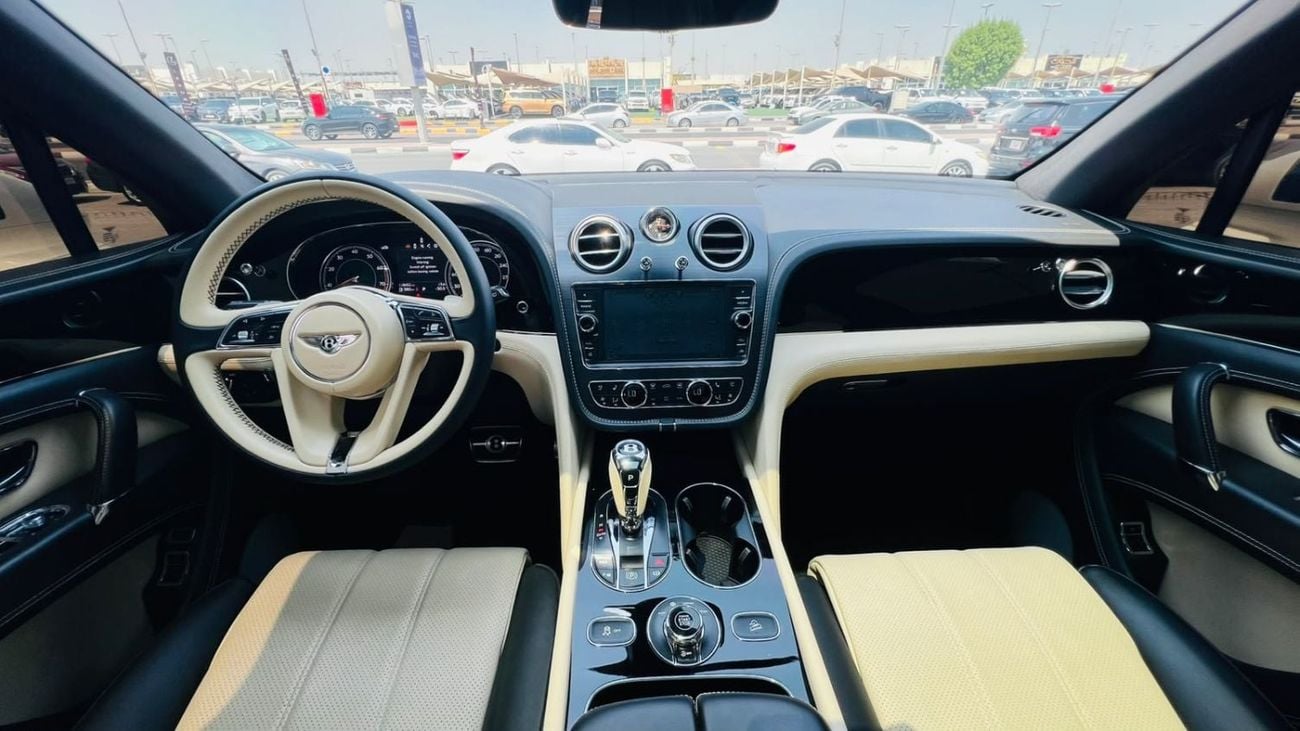 Bentley Bentayga SIGNATURE BENTLEY BENTAYGA 2018.ENGINE 6.0L/V12.
