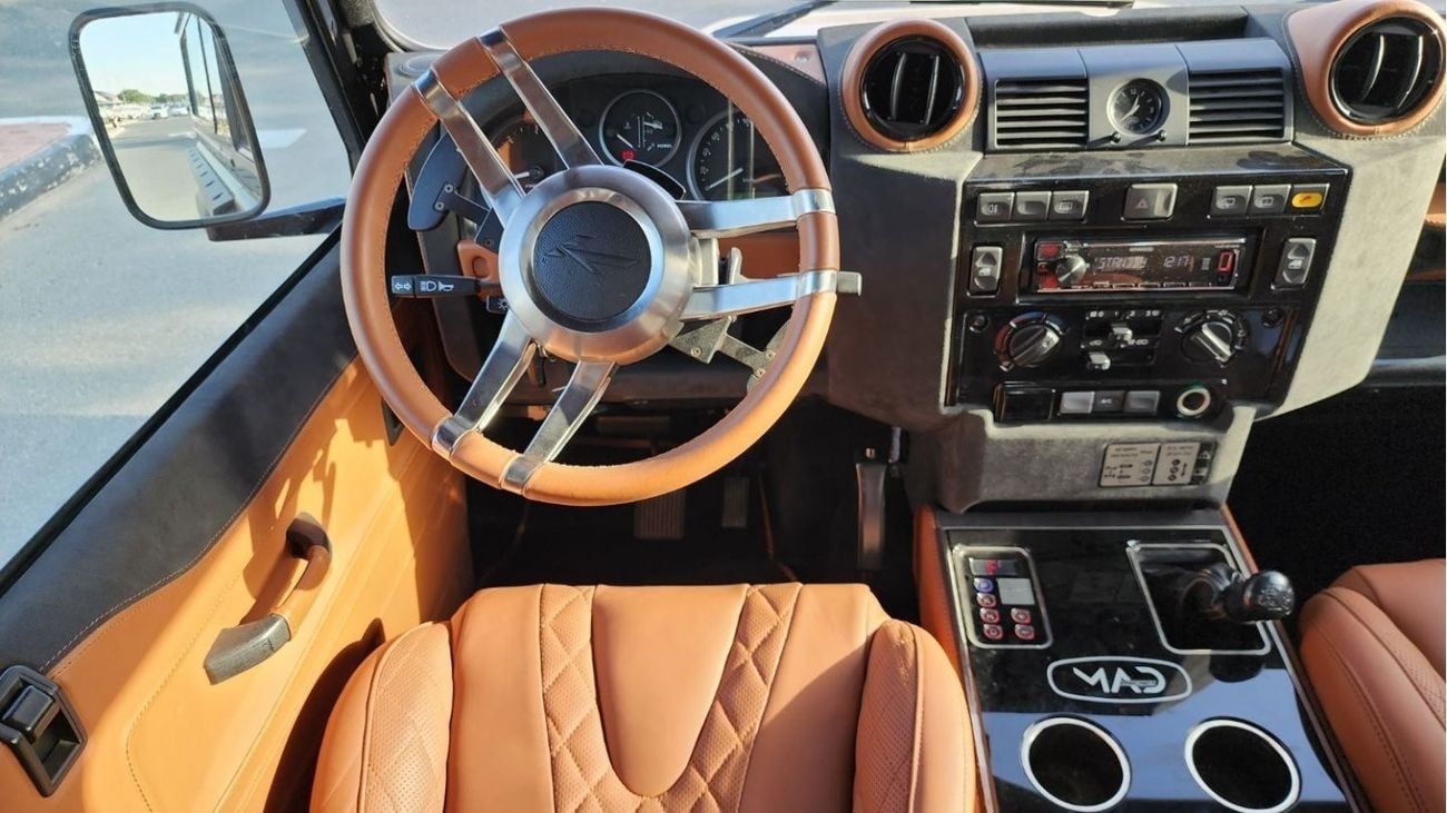 Land Rover Defender 90 | Petrol Automatic