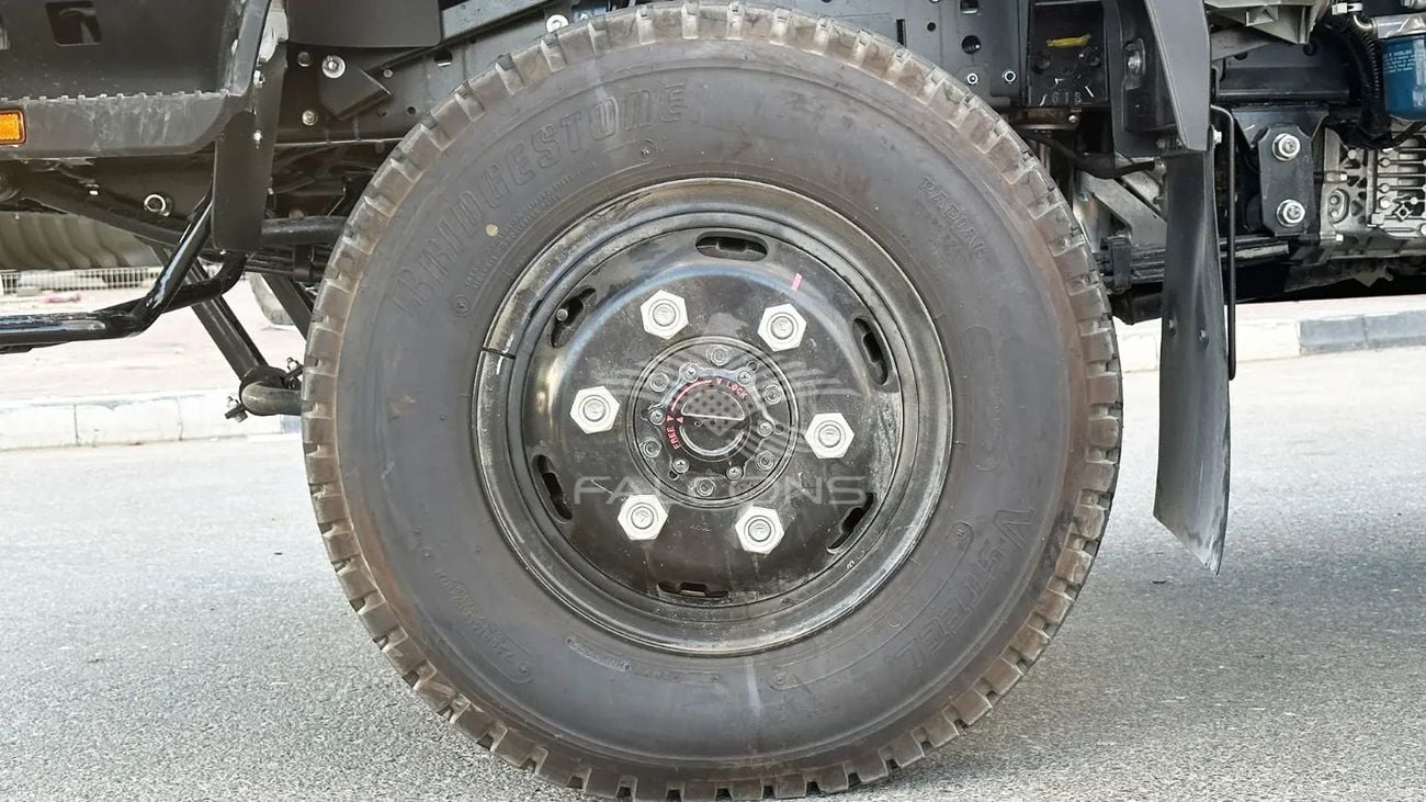 Isuzu NPR STANDARD With Refrigeration Box
