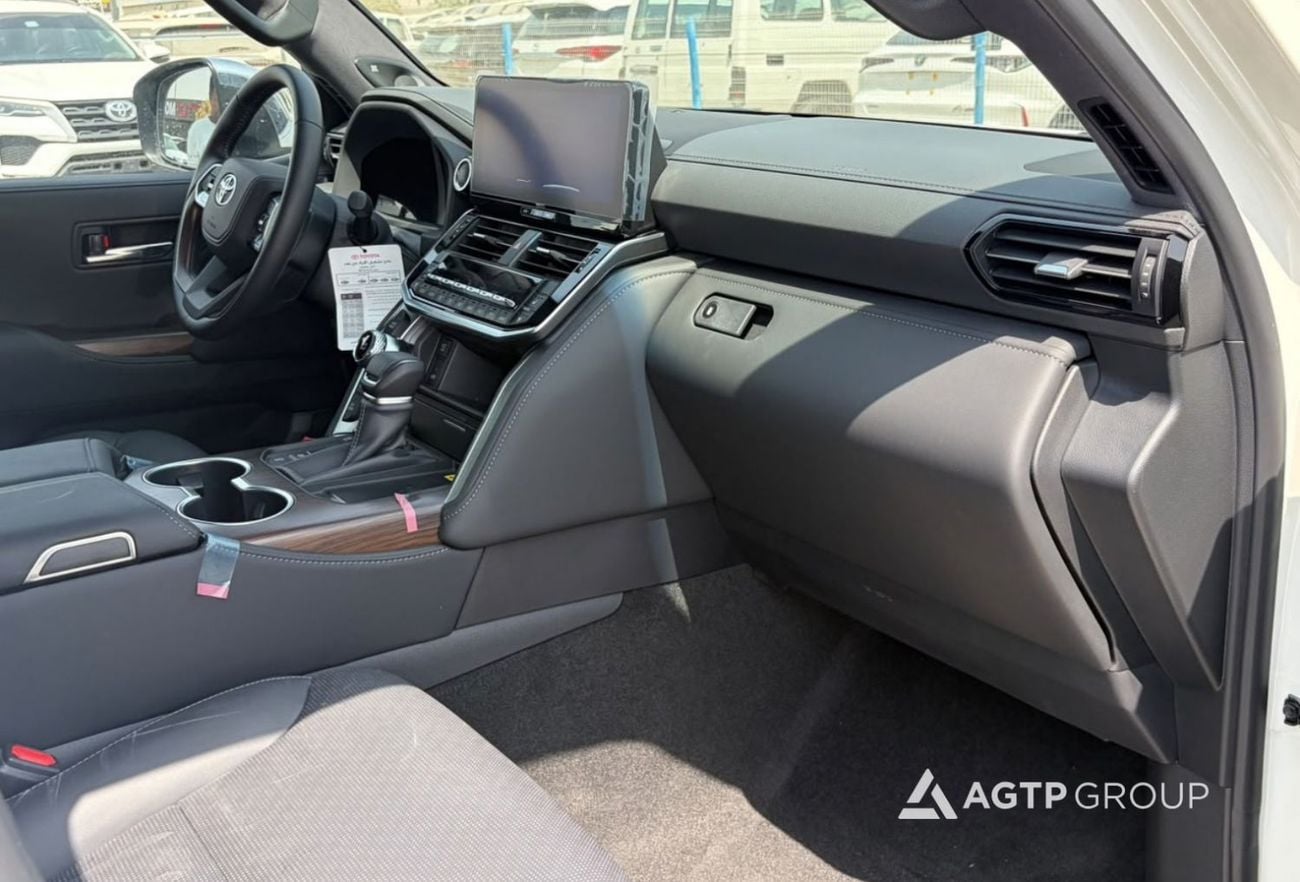 Toyota Land Cruiser VX Toyota Land Cruiser VX | 3.5L Twin Turbo Petrol | Full Option | GCC Specs | 2026