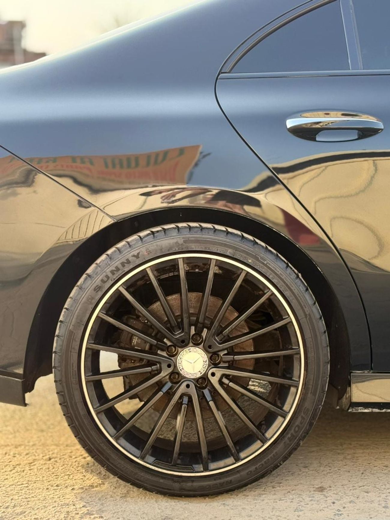 Mercedes Benz CLA250 PREMIUM
