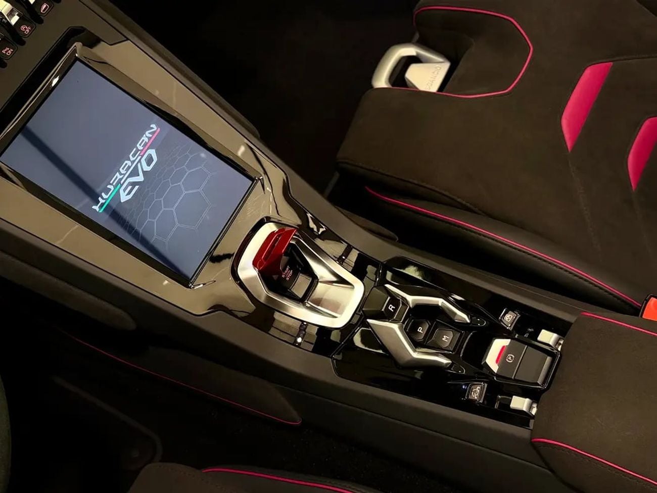لامبورغيني هوراكان EVO SPYDER European Specs