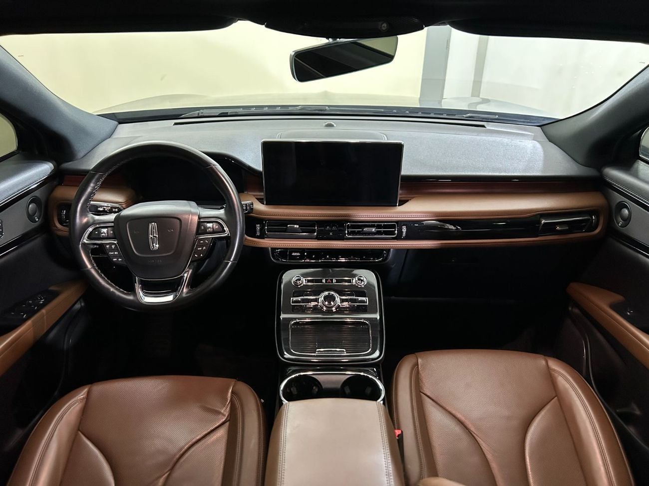 لينكولن ناوتيلوس ريزيرف NU-NAU322/AL TAYER MOTORS/ AL QOUZ SHOWROOM