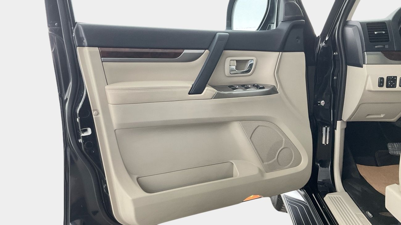 Mitsubishi Pajero GLS HIGHLINE | Guaranteed Warranty | 0 Down Payment