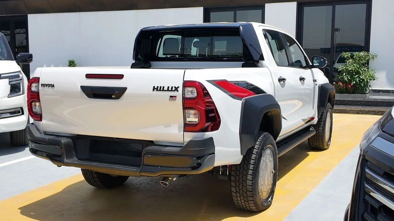 Toyota Hilux GR SPORT