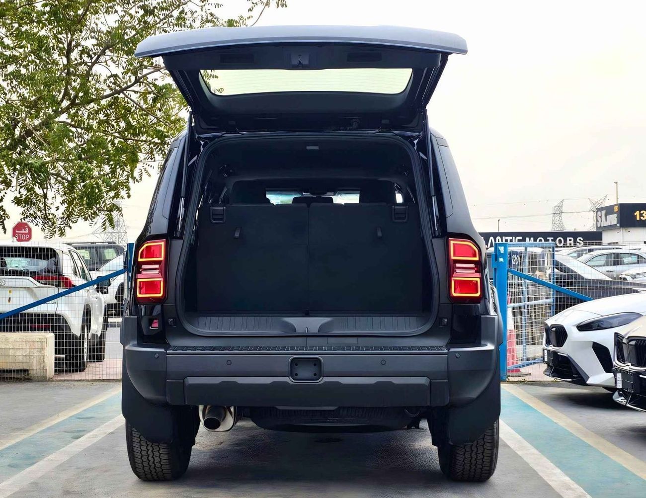 تويوتا برادو ALL ROUNDER TURBO 2.4L PETROL ALL ROUNDER TURBO BASIC / 2.4L PETROL V4 / SUNROOF / DVD+CAMERA / COOL BOX (CODE#PPARS)