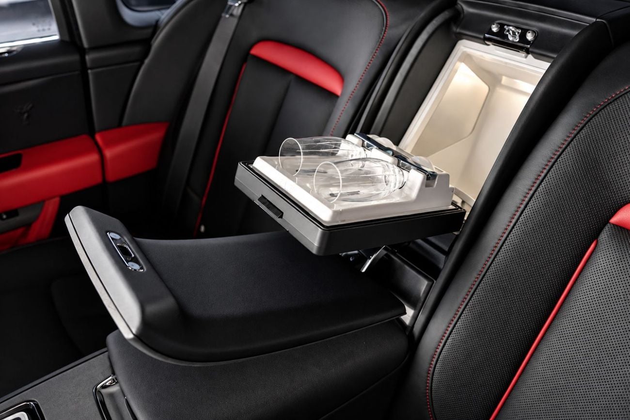 Rolls Royce Cullinan SILVER BADGE Export Price