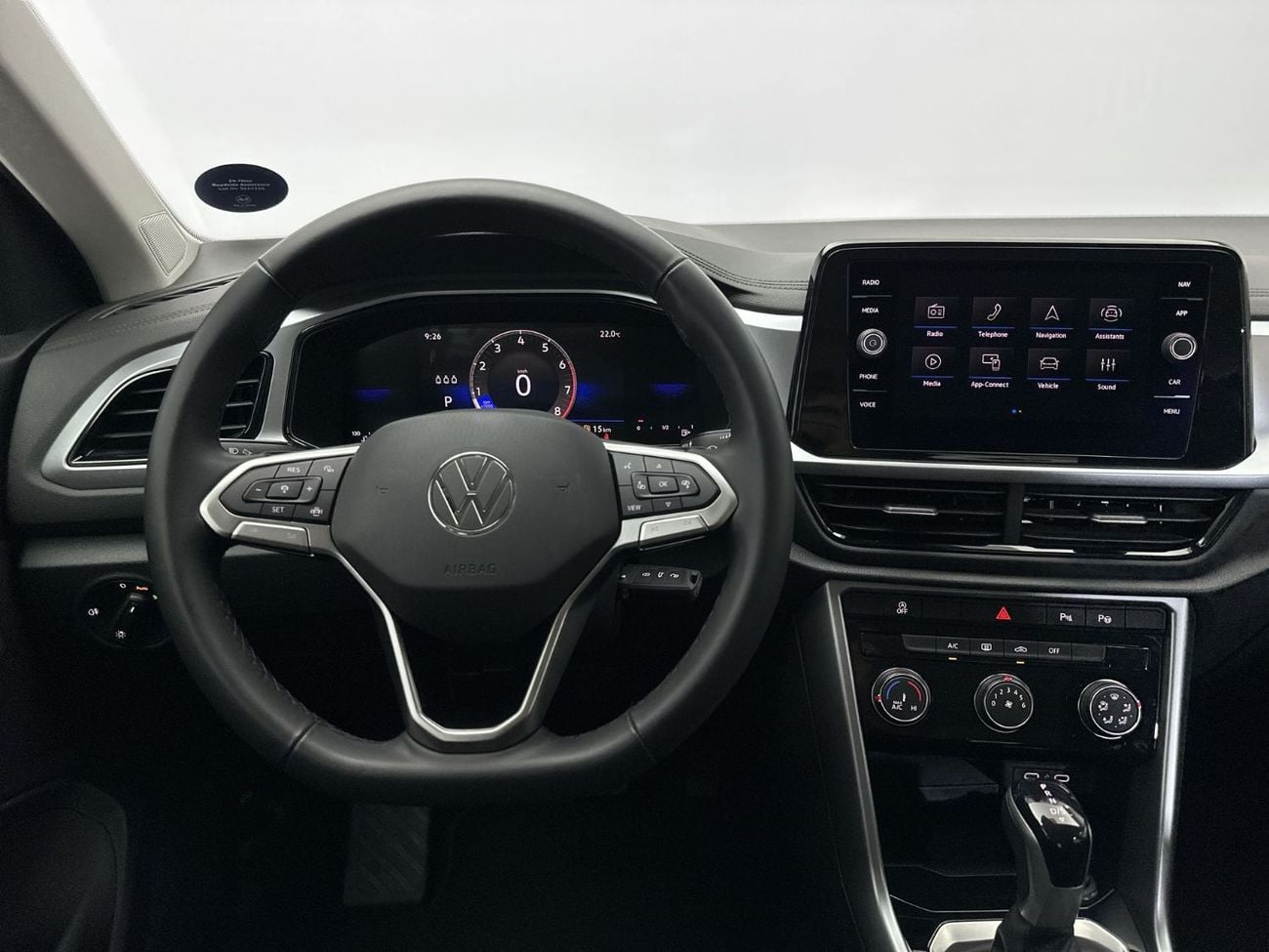 Volkswagen T-ROC LIFE T-Roc Life 1.4L | Apple CarPlay | | Premium Interior | GCC Specs | Digital Cockpit | VW Certified