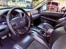 جيب جراند شيروكي SRT8 جيب جراند شيروكي SRT خليجي فل اوبشن SRT8 GCC Specs