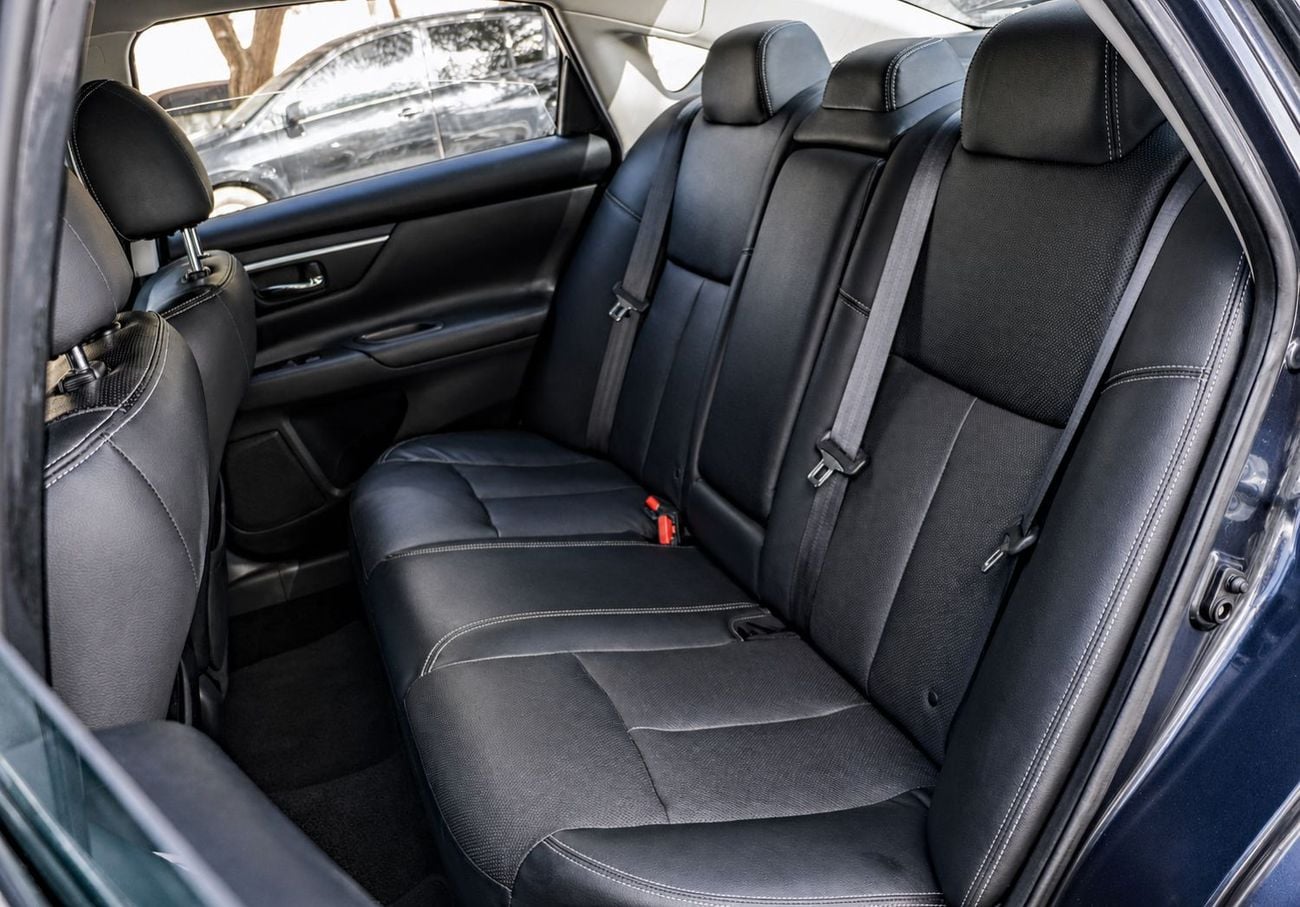 Nissan Altima SV