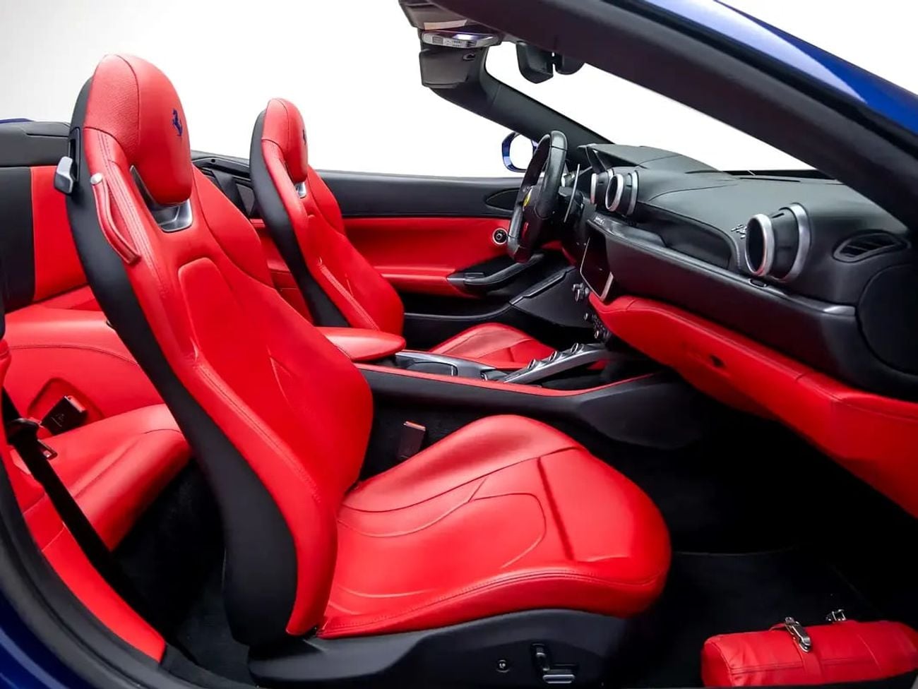 Ferrari Portofino STANDARD GCC Specs