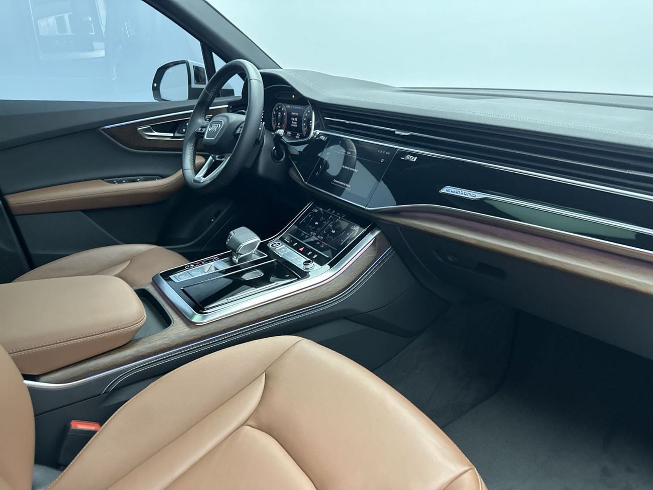 أودي Q7 45 TFSI SUV 45 TFSI quattro 252hp (Ref# 16758)