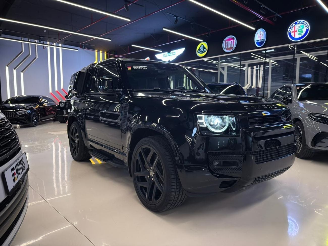 Land Rover Defender HSE 2021 Defender 90 - 22 KHAN RIMS - BORLA EXHAUST SYSTEM - ALTAYYER WA
