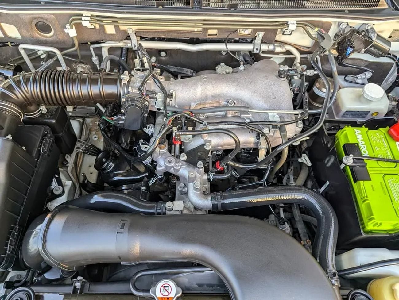 Mitsubishi Pajero GLS MIDLINE GLS MID GCC Specs