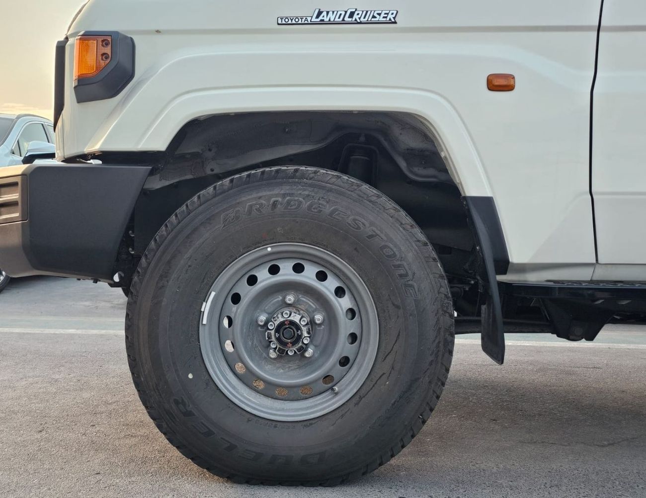 Toyota Land Cruiser 70 TOYOTA LANDCRUISER LC78 HARDTOP 3DOOR || 2.8L DIESEL A/T 4WD | DUAL TANK | MANUAL WINDOW (CODE #78AA