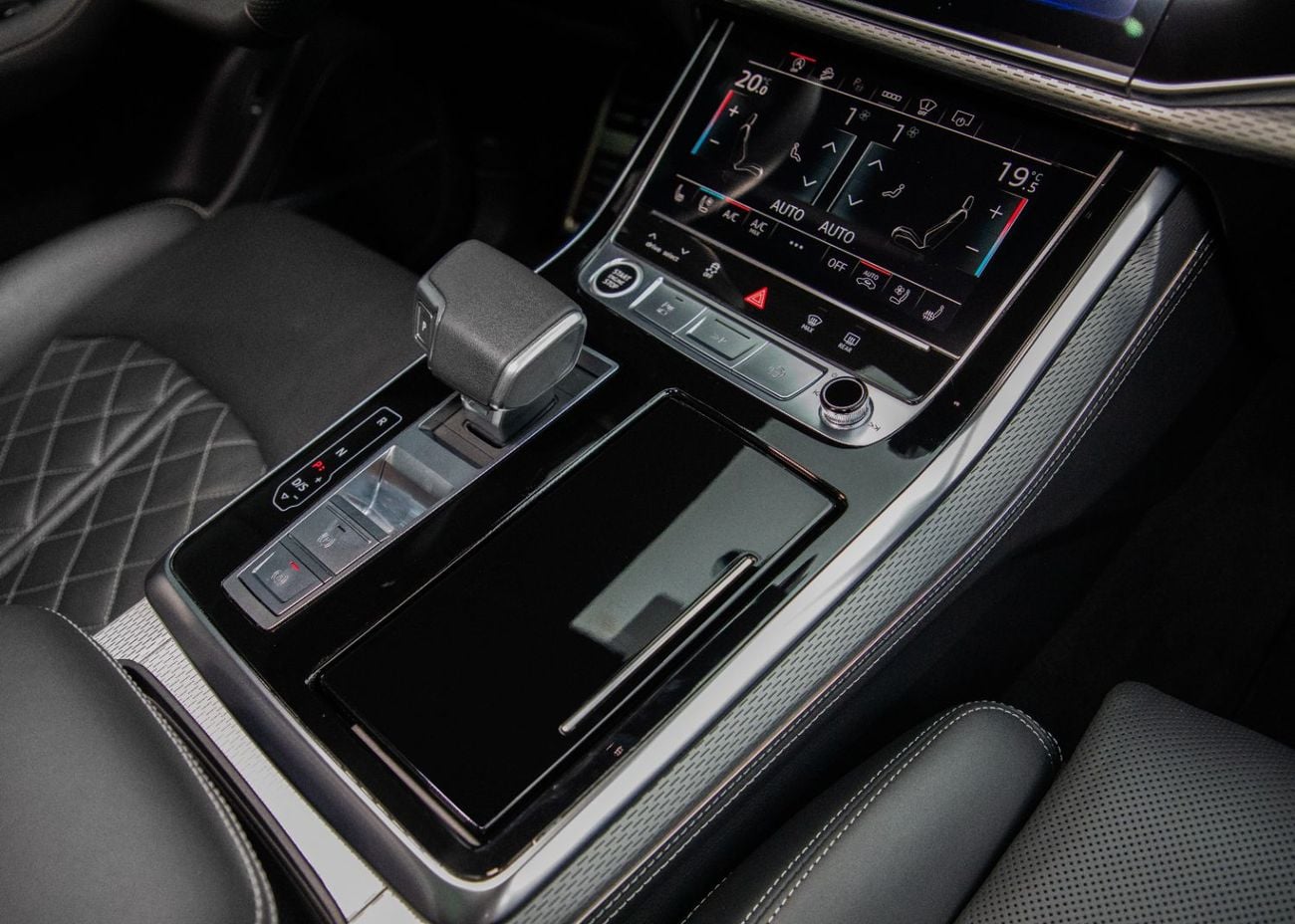 أودي Q8 55 TFSI PROGRESS BLACK