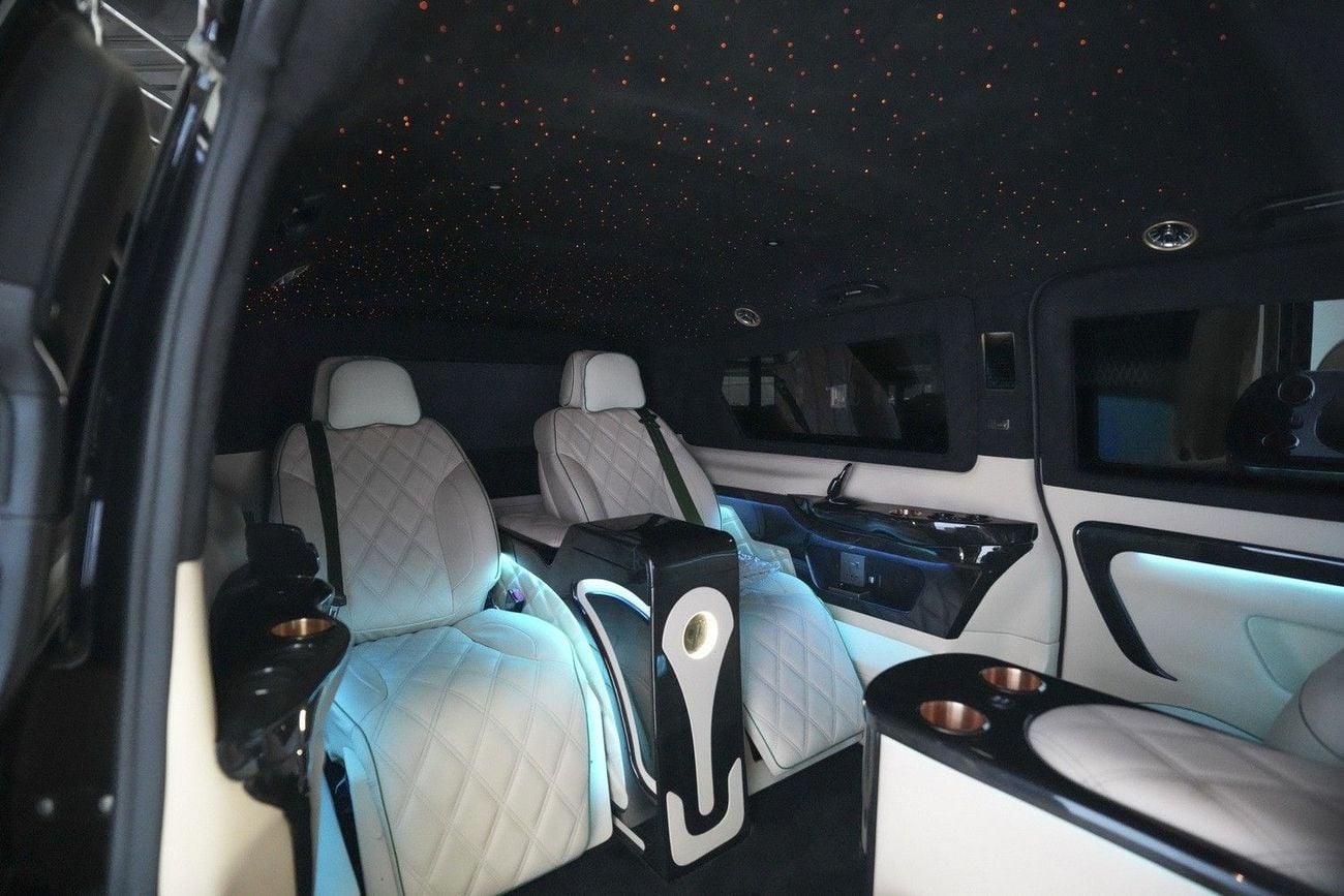 مرسيدس بنز V 250 إصدار MAYBACH الفاخر