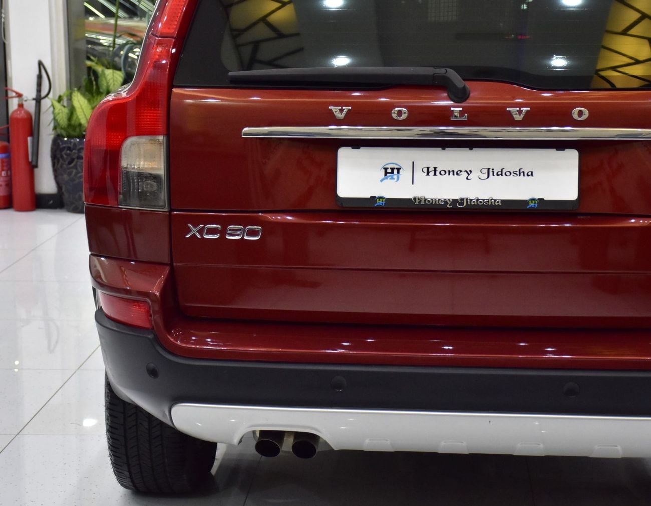 Volvo XC90 EXECUTIVE EXCELLENT DEAL for our Volvo XC90 3.2 AWD ( 2011 Model ) in Red Color GCC Specs