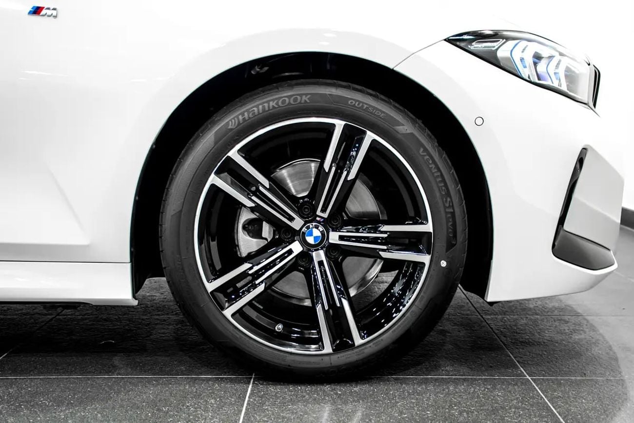 BMW 320i M SPORT 320i Luxury M Sport Package
