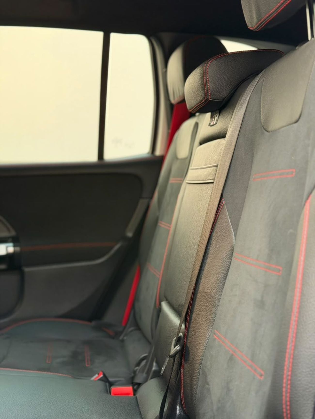 مرسيدس بنز GLB 35 AMG MERCEDES GLB35 AMG
