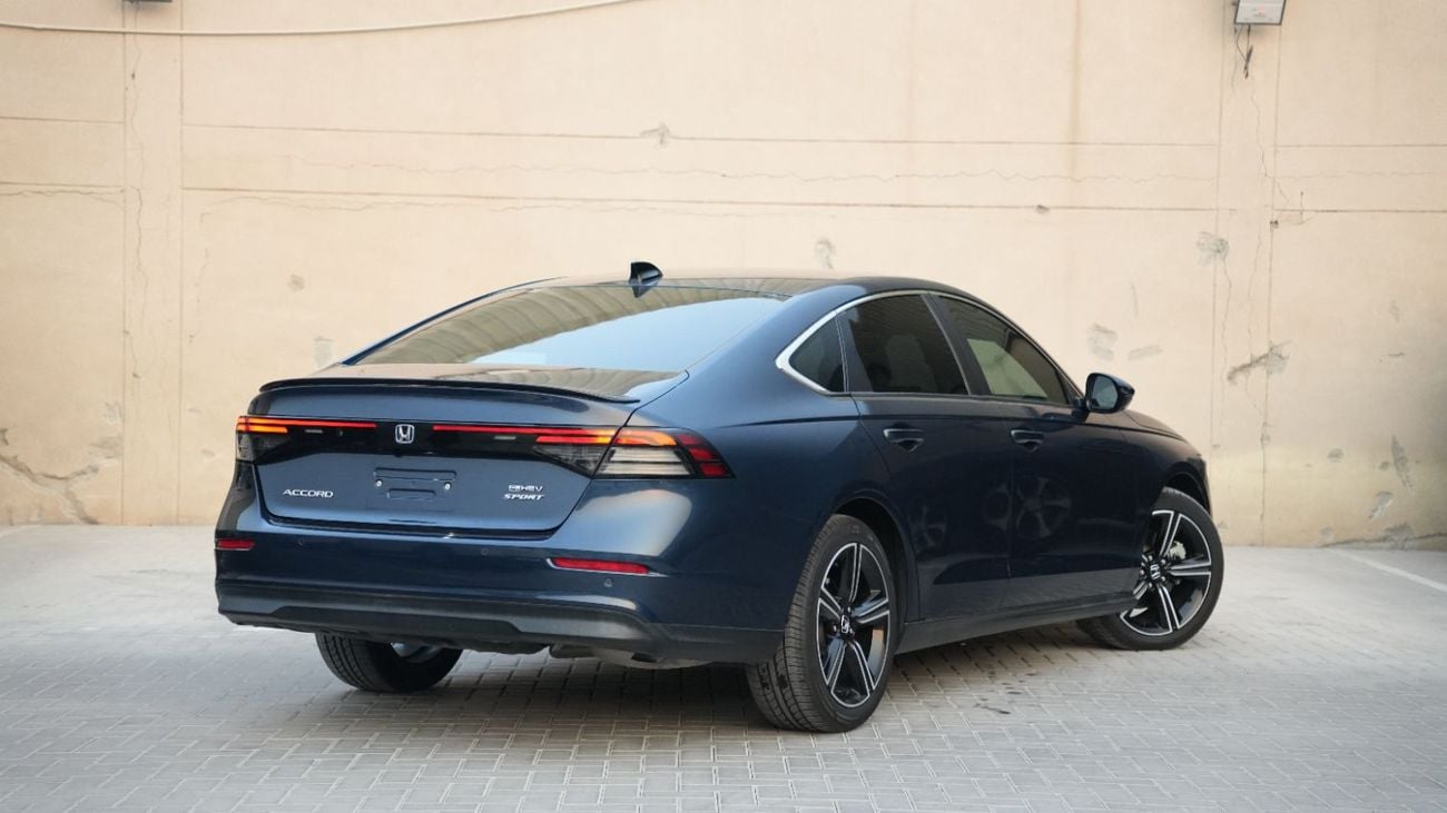 Honda Accord HEV SPORT 2.0L | Agency warranty | Full Service History | GCC | Zero DP Support
