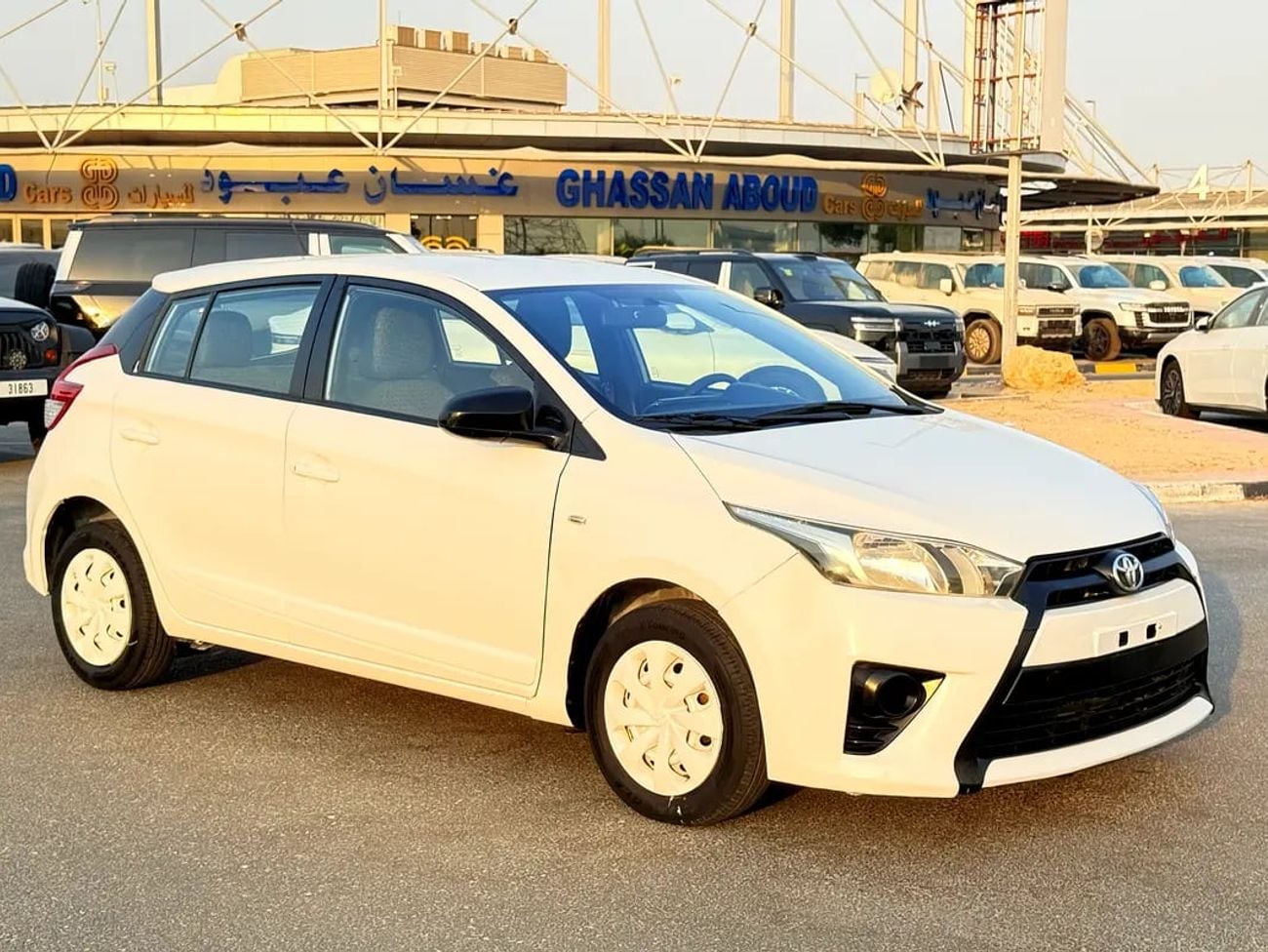 Toyota Yaris SE GCC Specs- excellent condition.