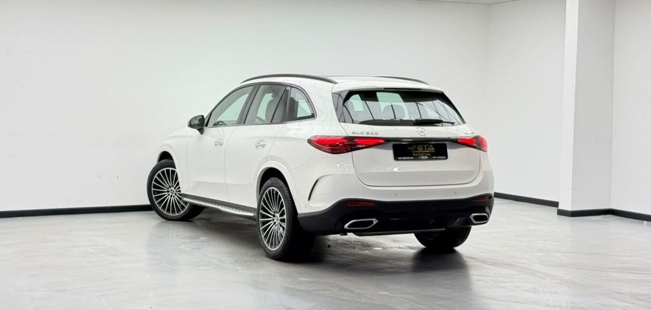 مرسيدس بنز GLC 200 4MATIC مرسيدس بنز GLC200 بريميوم بلس موديل 2026، ضمان مرسيدس لمدة 5 سنوات، كيلومترات التسليم، كاملة المواصف
