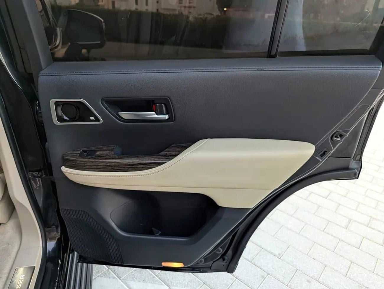 Toyota Land Cruiser VXR 2023 Twin turbo GCC specs Excellent Condition