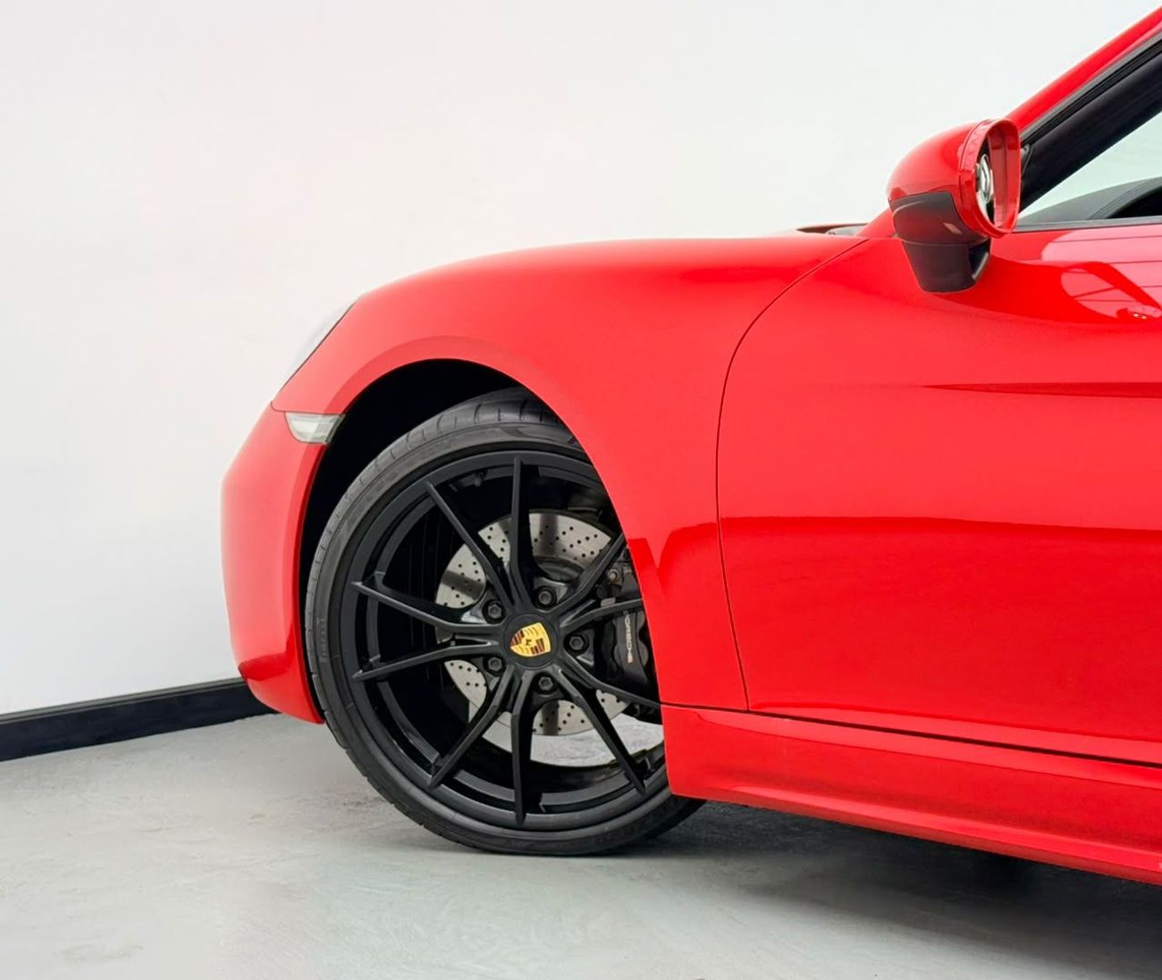 Porsche 718 Boxster 2017 Porsche 718 Boxster ,Porsche Warranty + Full Service History ,Excellent Condition, GCC