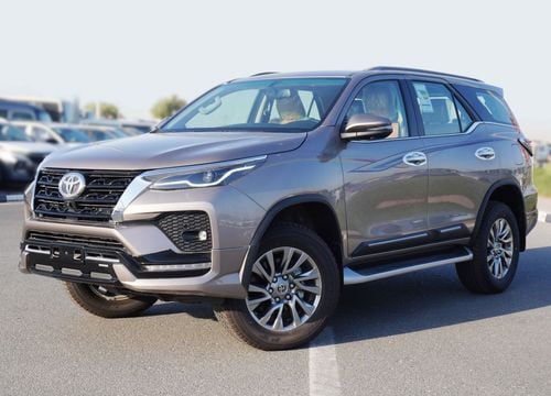 Toyota Fortuner SR5 , 4.0L , PETROL 2026