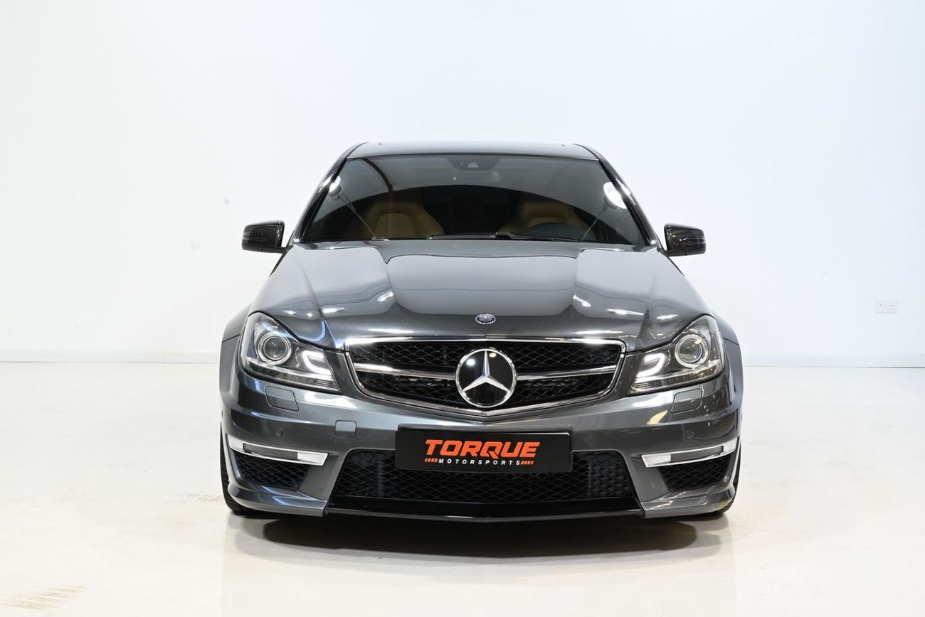 مرسيدس بنز C 63 AMG AMG 2013 Mercedes-Benz C 63 AMG, Full Service (EMC) History Excellent Condition, GCC