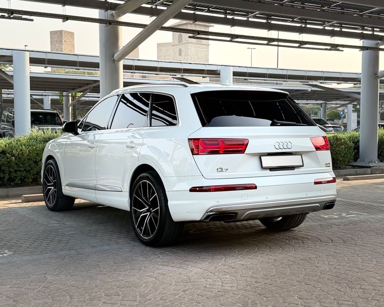 Audi Q7 3.0L Premium Plus 6Cyl Automatic Petrol SUV/Crossover Quattro All Wheel Drive 7Seats 5 Door 3.0L | Original paint | No accident | USA spec