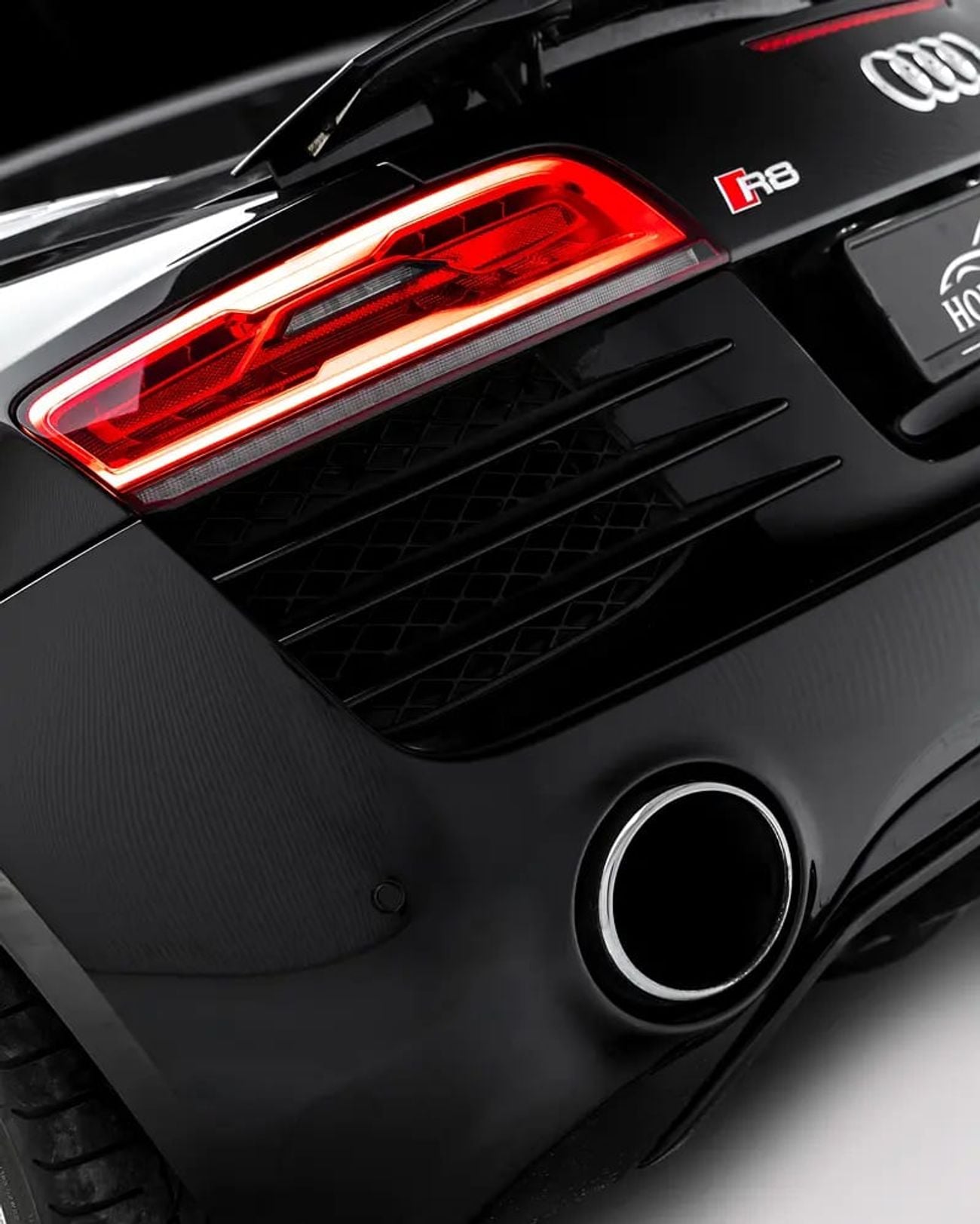 أودي R8 SPYDER V8 FSI QUATTRO