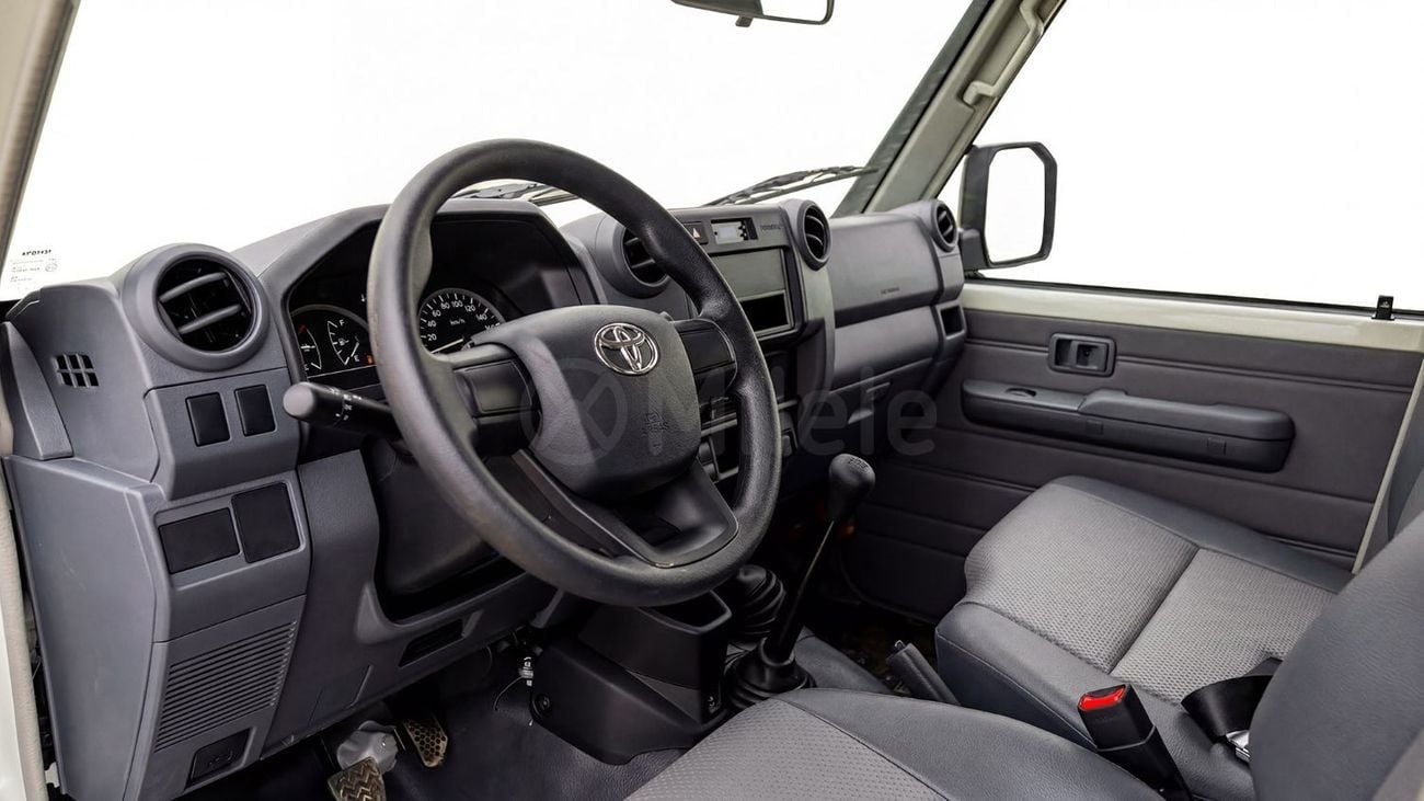 Toyota Land Cruiser Pickup 70 SNORKEL | 2-YEAR WARRANTY + SERVICE AVAILABLE | IN-HOUSE FINANCING