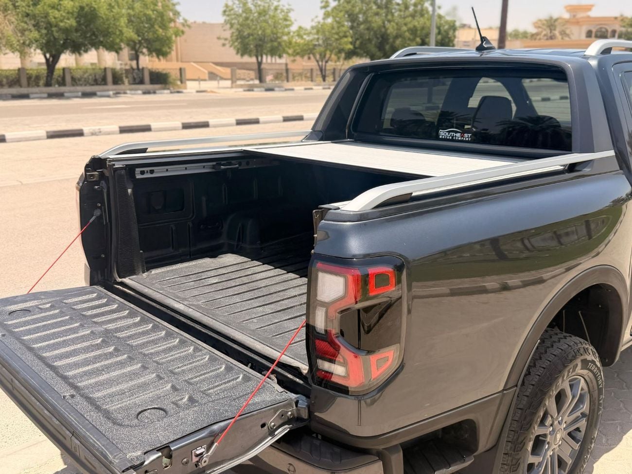 فورد رانجر 3.0L V6 Turbo Diesel Engine 4WD Automatic Gear 360° Camera 5 Seats 4 Doors