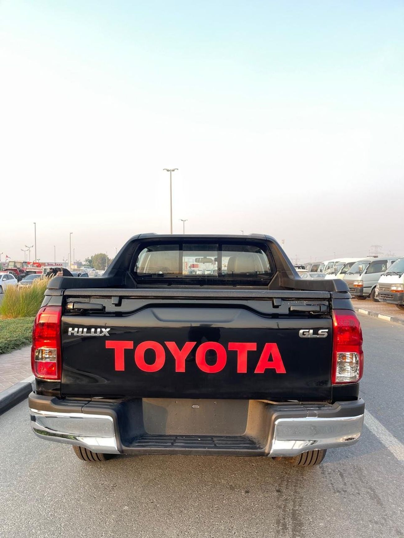 تويوتا هيلوكس GLX Toyota hilux LHD black color petrol engine