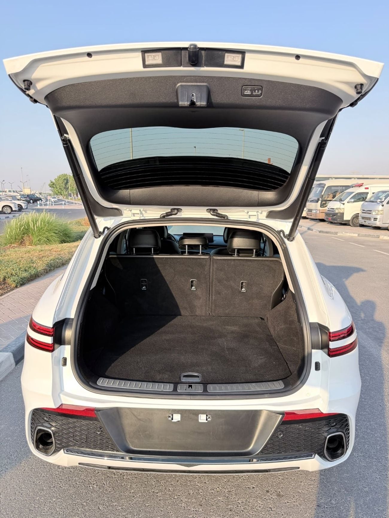 Genesis GV70 PRESTIGE Premium 2.5L 360 camera, panoramic