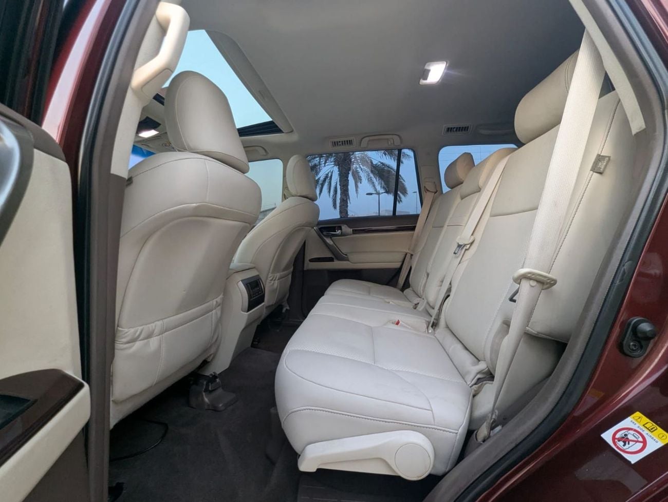 لكزس GX 460 PREMIER مواصفات خليجية، محرك V6، حالة داخلية وخارجية ممتازة