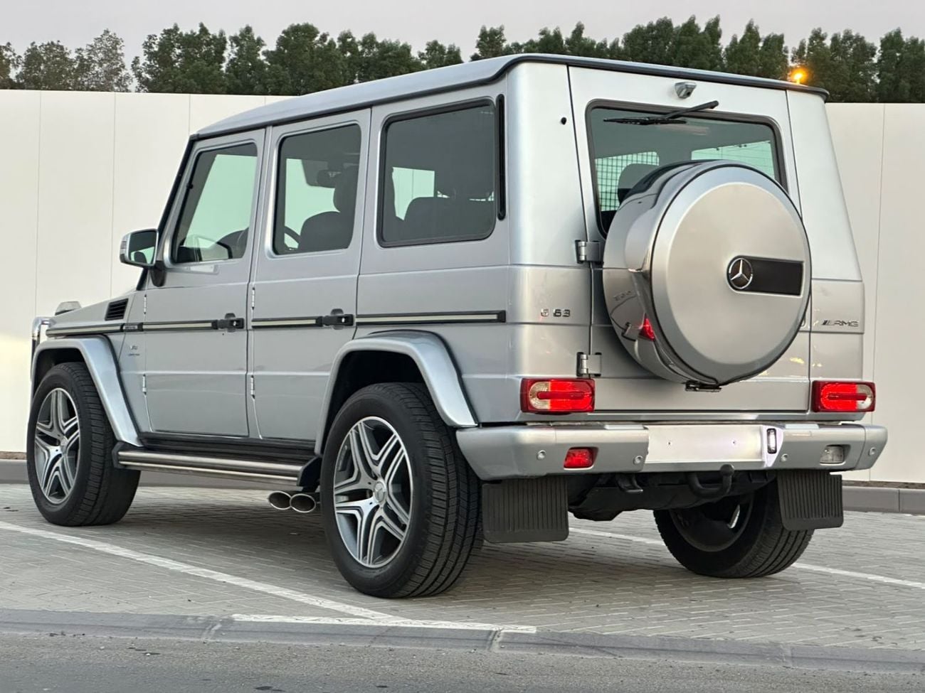 Mercedes Benz G500 STANDARD