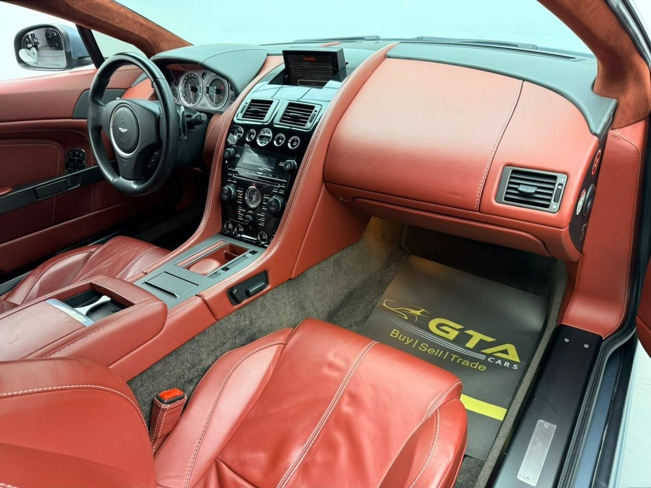 Aston Martin Vantage S 2015 Aston Martin Vantage V8, Full Aston Martin Service History, Excellent Condition, GCC