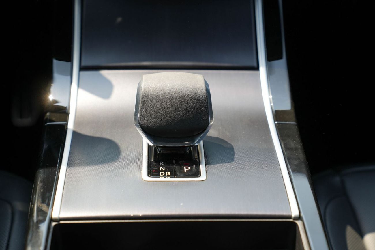 Land Rover Range Rover Velar DYNAMIC SE P250 2026!! FIVE YEARS WARRANTY!! THREE YEARS SERVICE CONTRACT