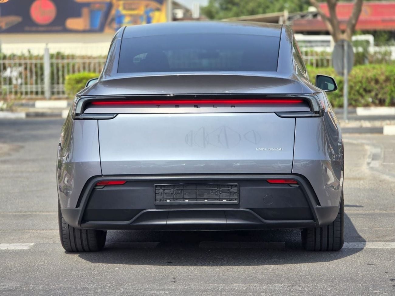Tesla Model Y LONG RANGE AWD 2026 GCC WITH 8 YEARS TESLA AGENCY WARRANTY IN BRAND NEW CONDITION