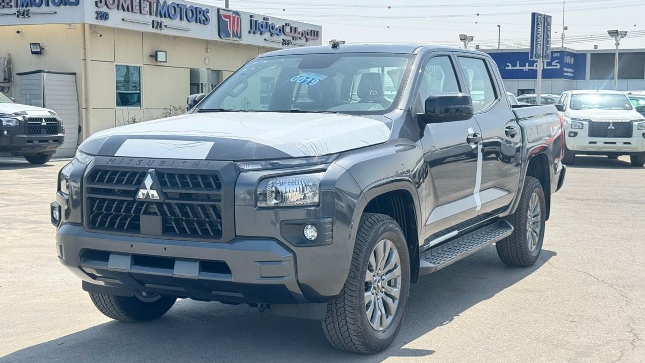 Mitsubishi L200 GLS 2.4L 4x4 Double Cabin Petrol Manual Transmission 2027
