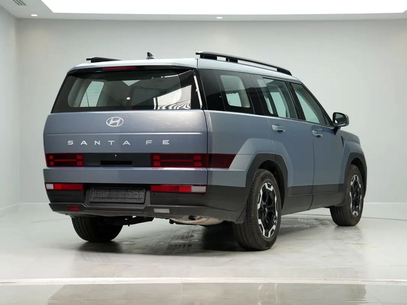 Hyundai Santa Fe COMFORT SE | GCC Specs | Brand Condition