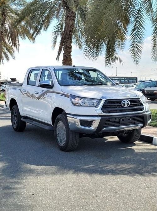 تويوتا هيلوكس SGLX HILUX 2.7L AT PETROL 2025 FULL OPTION