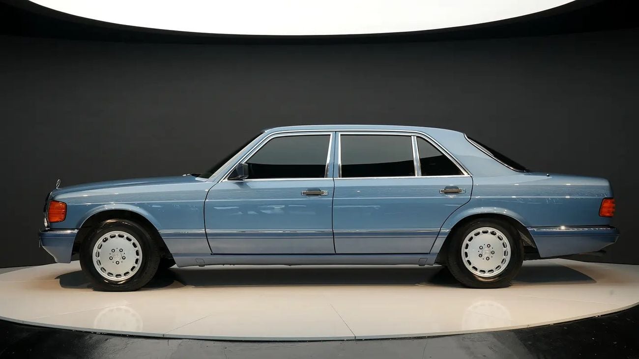 Mercedes Benz 560 560 SEL