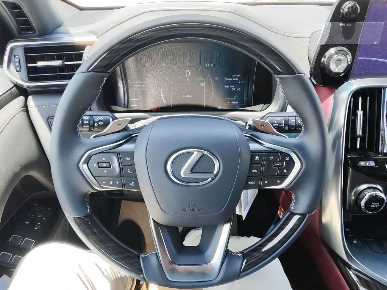 Lexus LX700h SIGNATURE 2026 Lexus LX700h Turbo Sport (7-Seater) with Auto Park 3.5L V6 Twin-Turbo Hybrid A/T 4WD